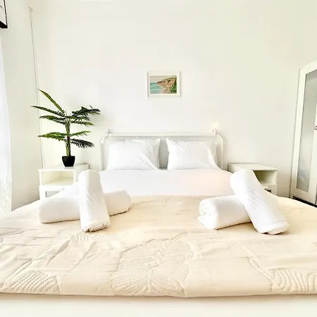 Dom wakacyjny House In - Private Patio - Surf - Baleal *