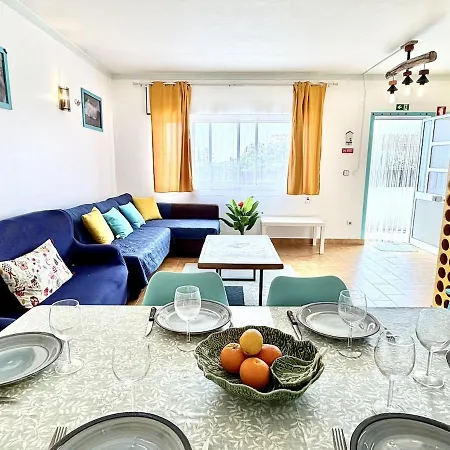Dom wakacyjny House In - Private Patio - Surf - Baleal